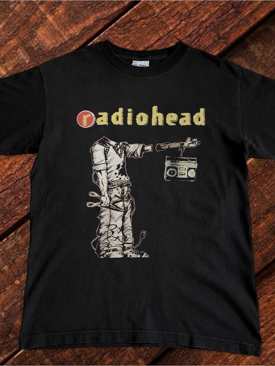 Gildan Other - Radiohead Graphic Tee with Yellow and Red Print